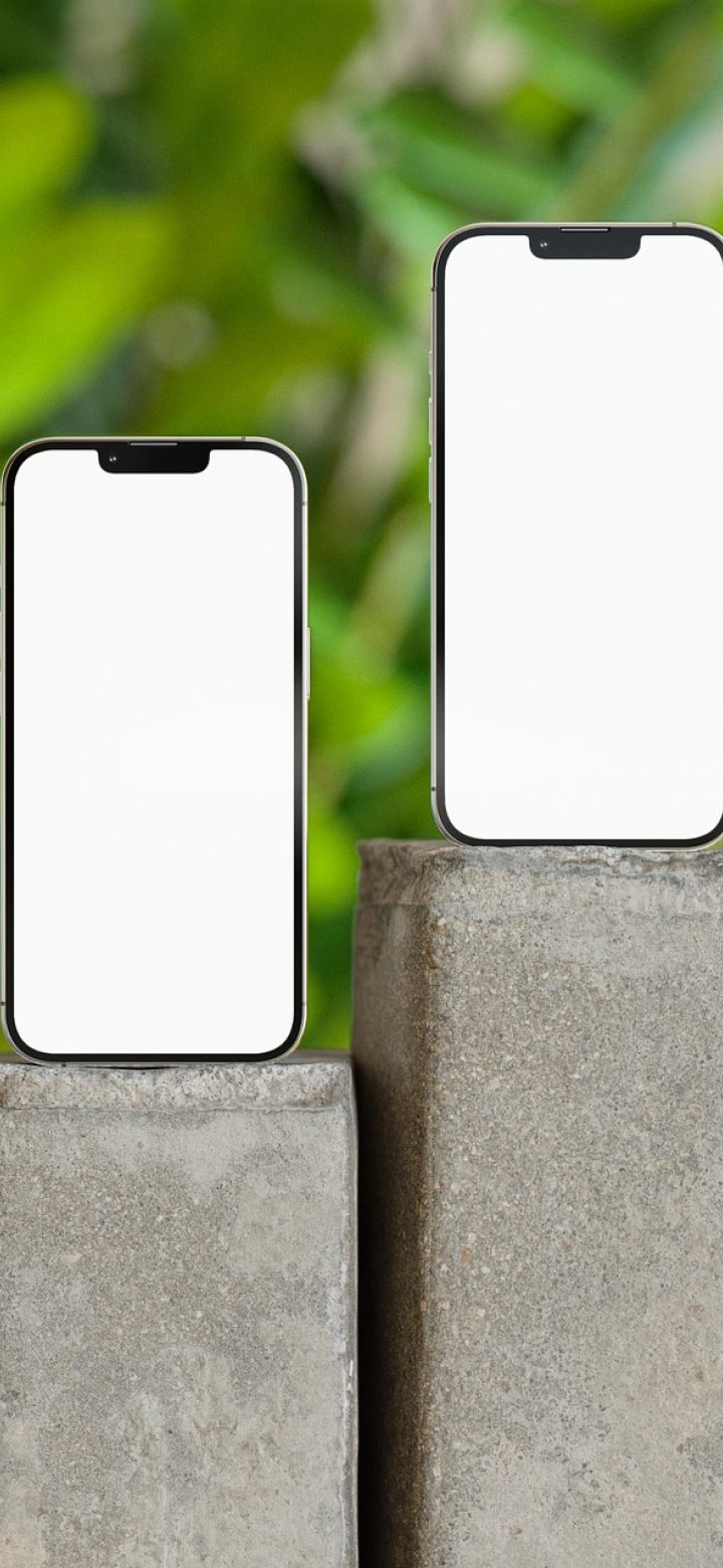白白好漫 App 首页界面竖屏展示，深色背景上排布着封面墙与推荐位，暖橙色按钮在暗色里格外清楚